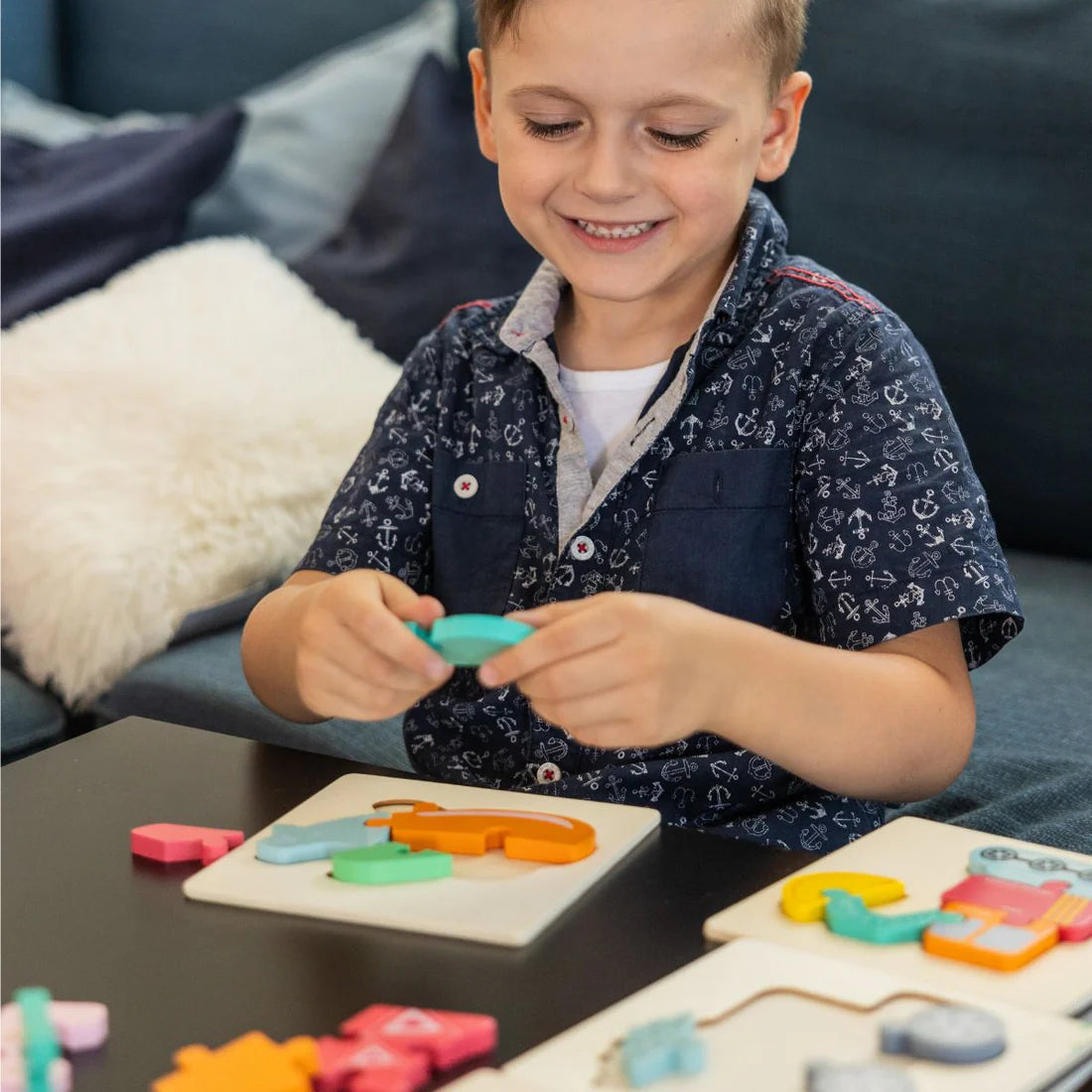 6 dřevěných montessori skládaček – Auta (od 6 měsíců)