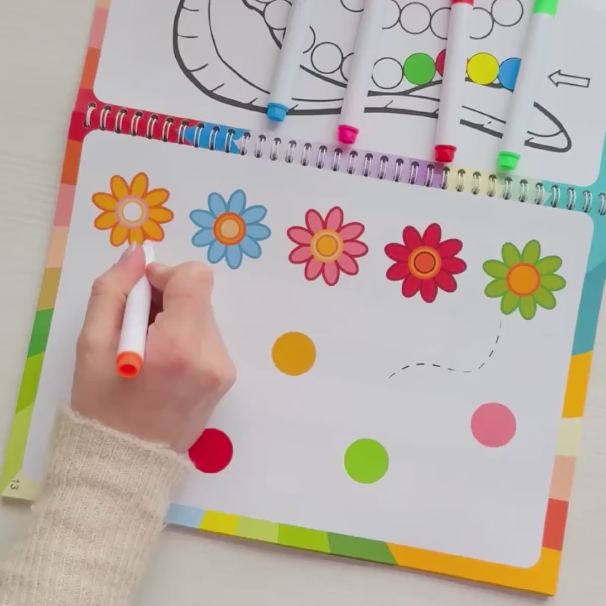 Curious Child Colors | Zápisník piš-maž pro výuku psaní (64 stran, 2+ roky)